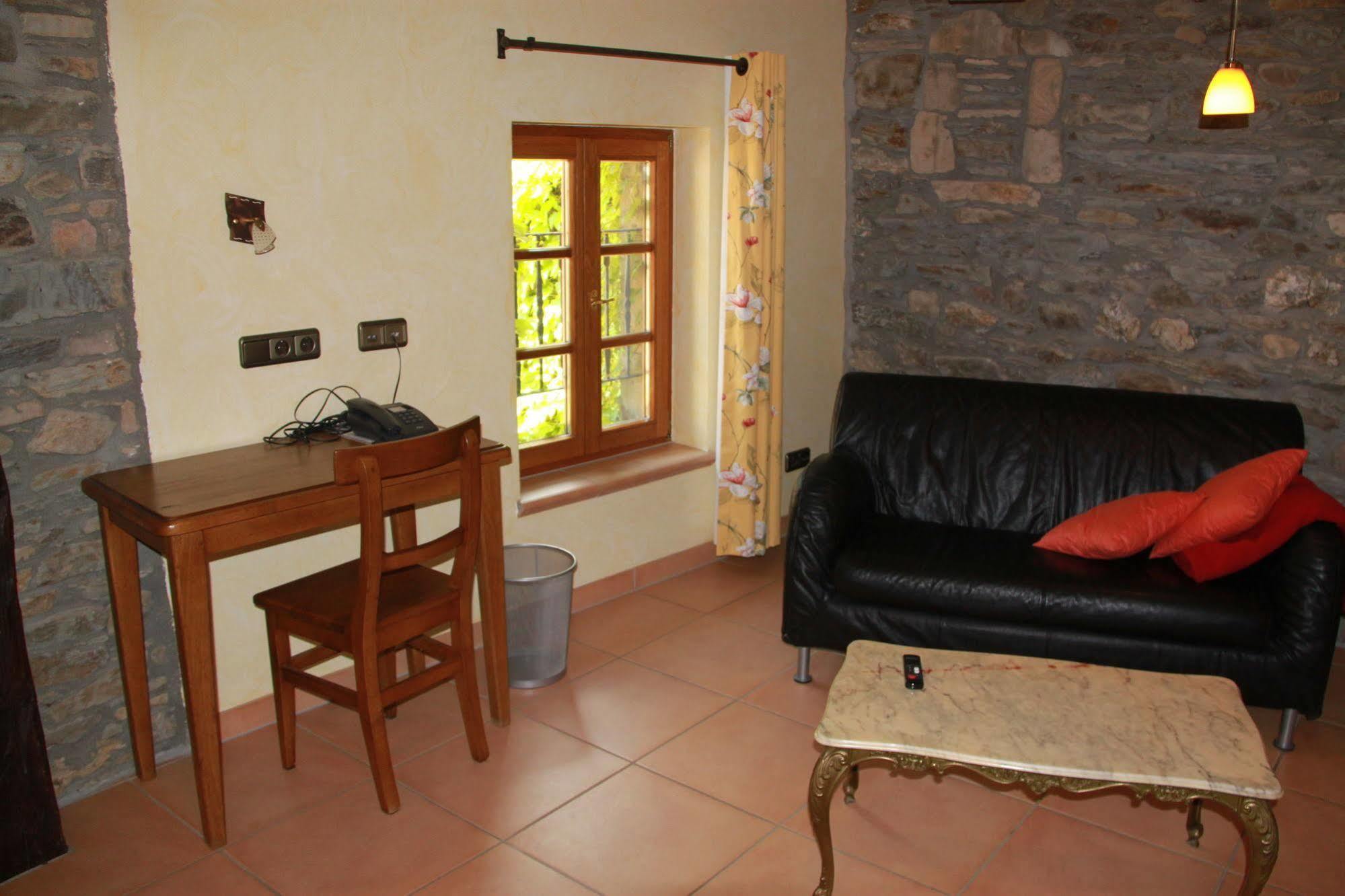 Hotel Les Magnolias Curvalle Exterior foto